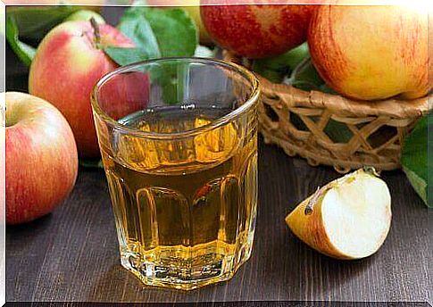 Glass of apple cider vinegar