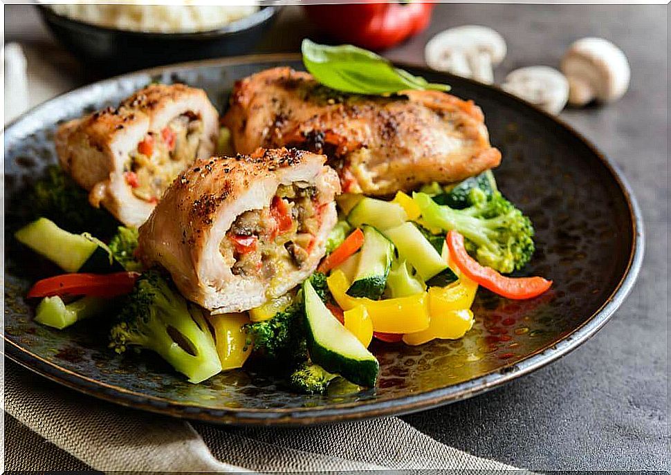 Breast stuffed with steamed vegetables