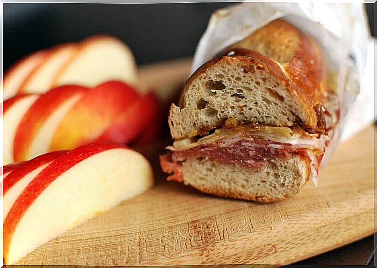 Salami and apple sandwich