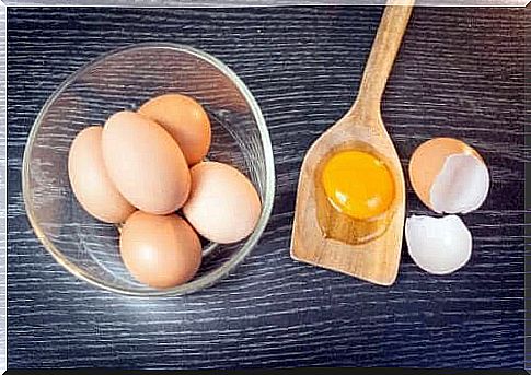 Egg-based hair treatment