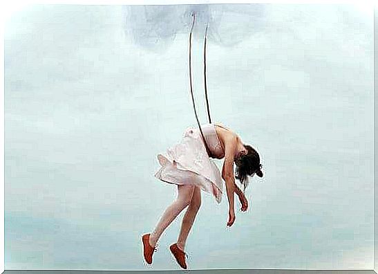 hanging-cloud woman