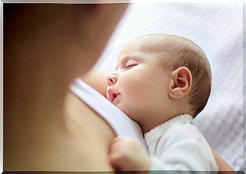 Breastfeeding is essential to hydrate yourself