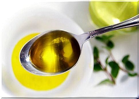 Olive oil as an anti-cellulite treatment