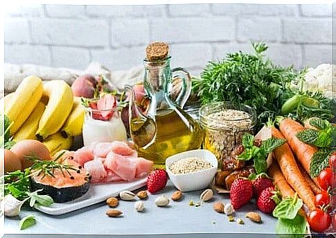 How does the Mediterranean diet influence intestinal health?