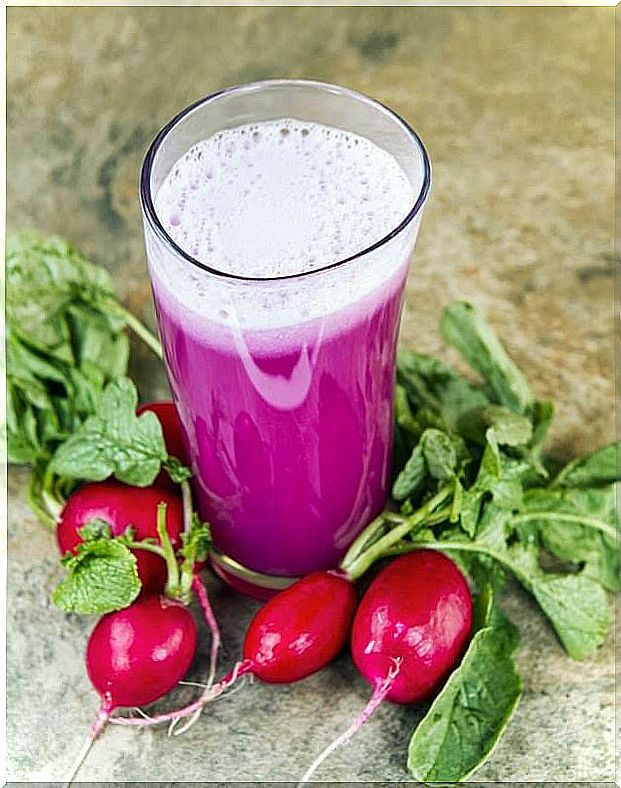 Cure nasal polyps with radish syrup and honey