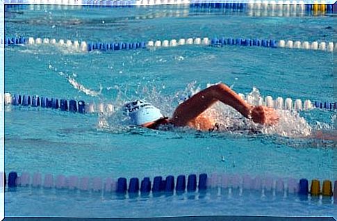 To swim crawl style you must move your arms