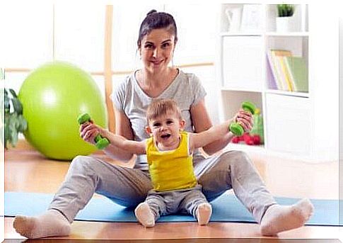 How to teach your baby to sit