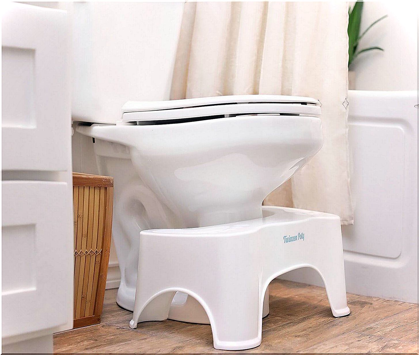 Toilet stool: correct way to evacuate