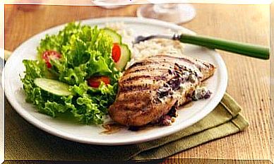 Light dinner to take care of your weight with chicken