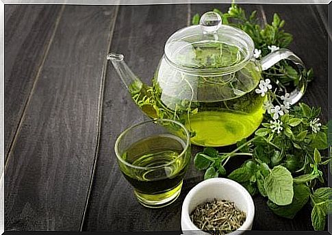 Green tea is one of the remedies for circulation