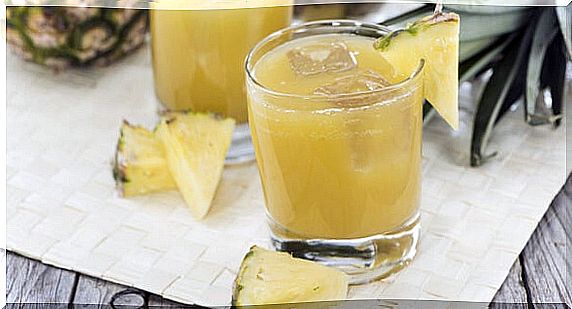 the pineapple water