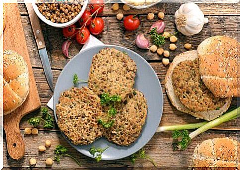 Vegetable burger with lentils and mushrooms   